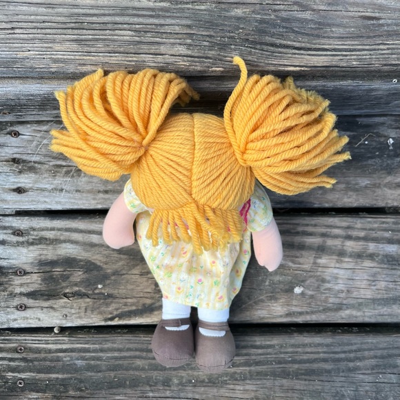 HOPSCOTCH RAG DOLL SOFT BABY DOLL YELLOW PIG TAILS YELLOW DRESS RED ACCENTS - Picture 8 of 8